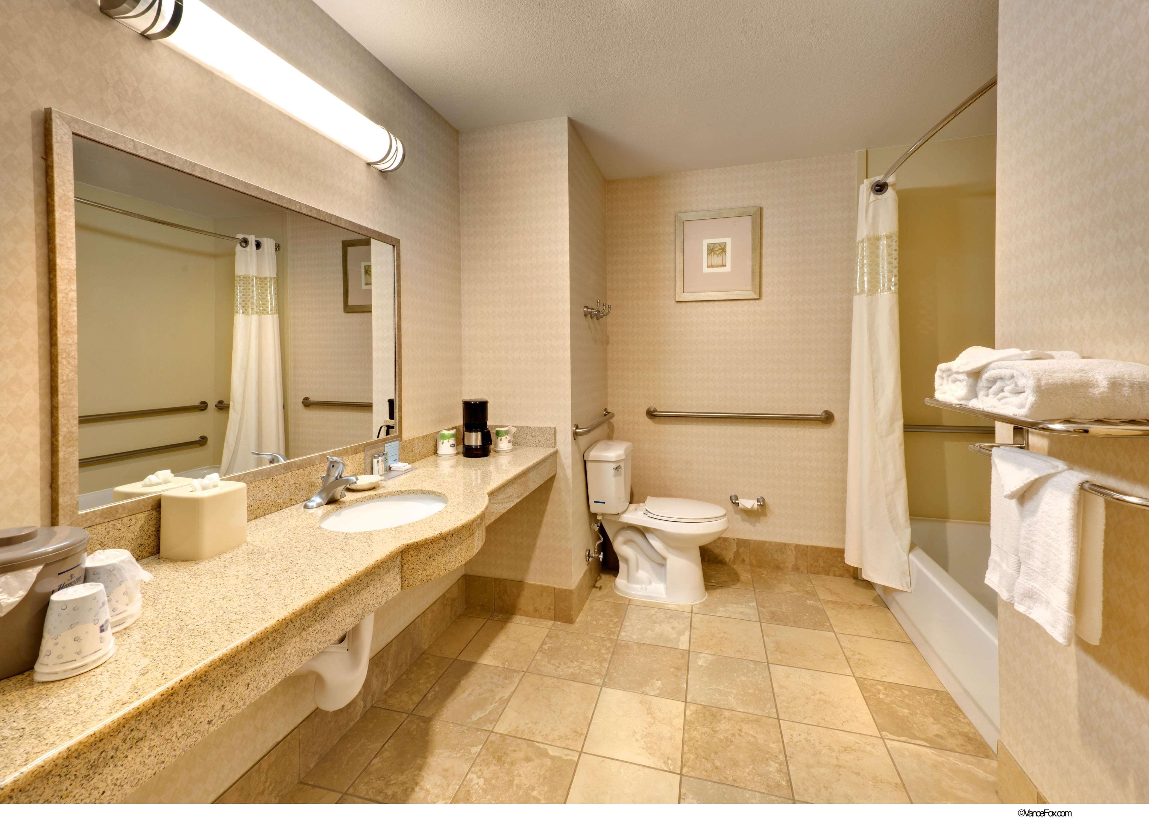 Hampton Inn & Suites Reno Room photo