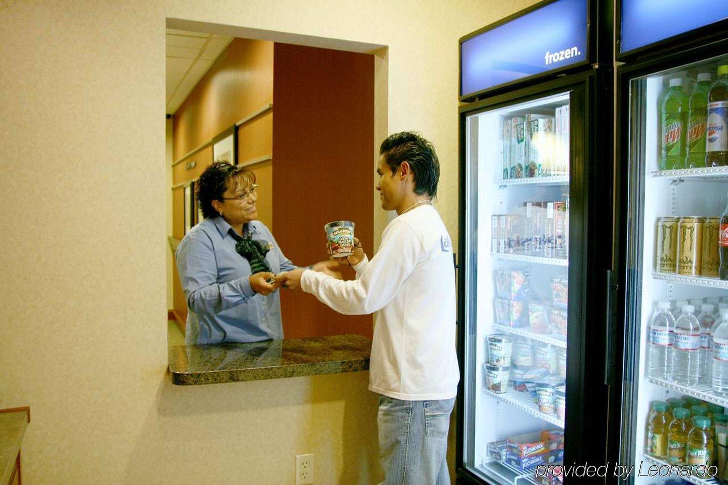 Hampton Inn & Suites Reno Facilities photo