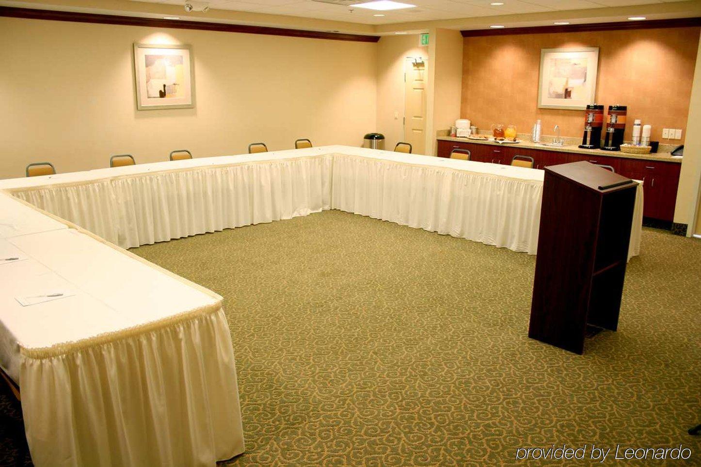 Hampton Inn & Suites Reno Facilities photo